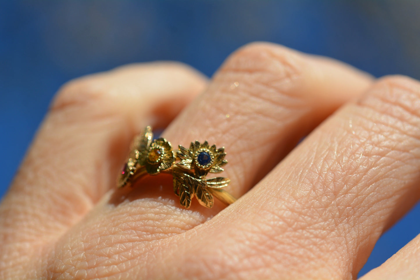 Anillo ritual linaje de flores